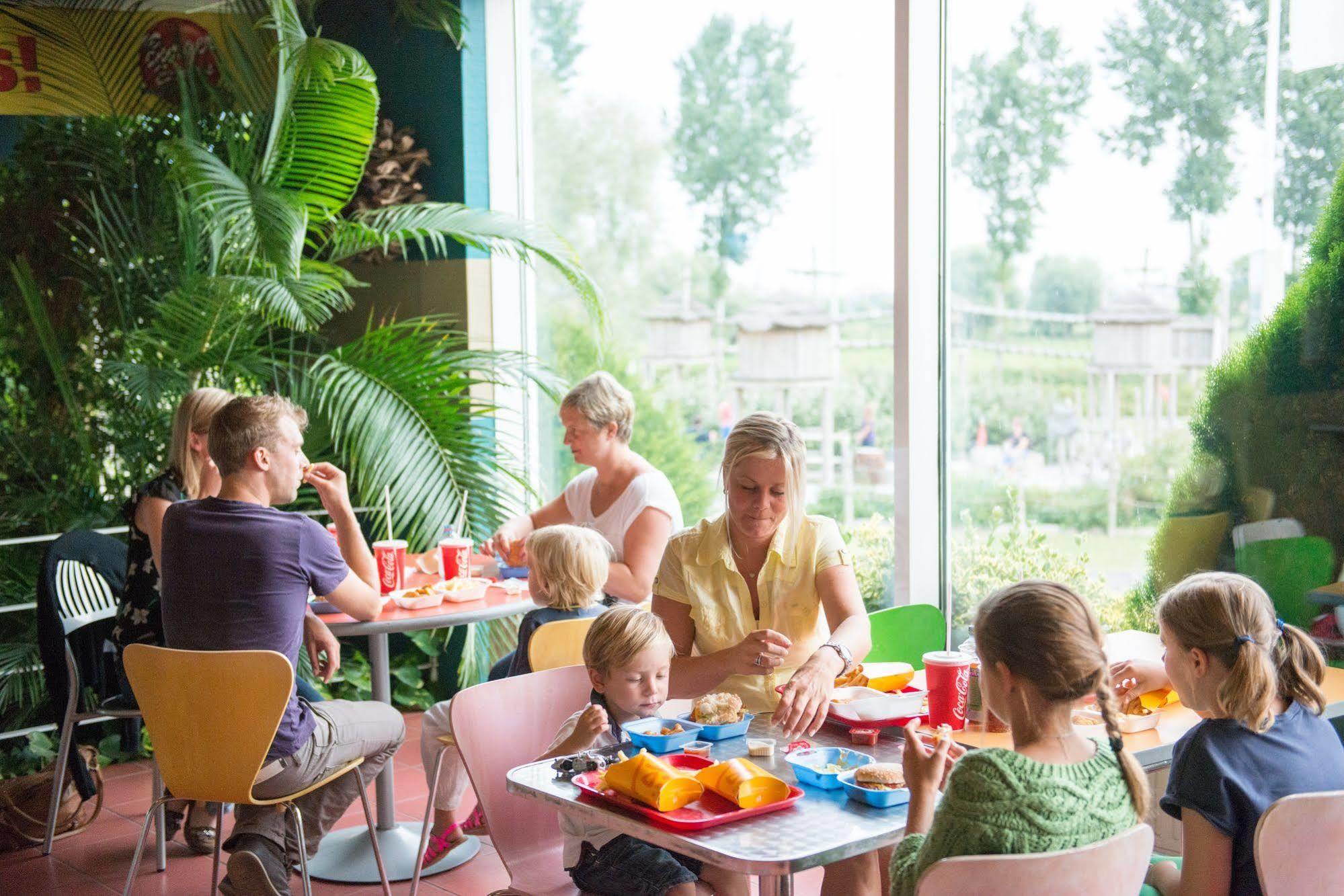 Hotel Sunparks Oostduinkerke - Plopsaland Exteriér fotografie